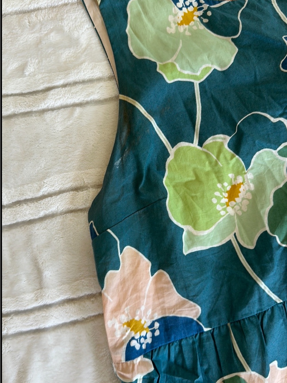 Robe Alexandra - Green Floral Sundress - Picture 3 of 8